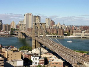 Открыт Бруклинский мост