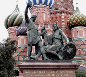 В Москве открыт бронзовый памятник Кузьме Минину и князю Пожарскому