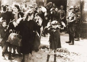 Началось восстание в Варшавском гетто