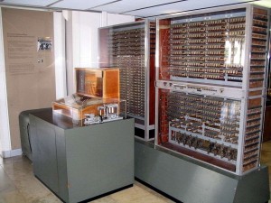 Конрад Цузе представил публике первый компьютер