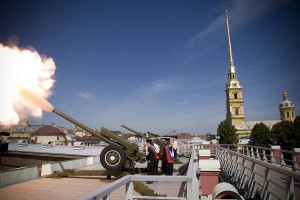 В Петропавловской крепости возобновлена традиция полуденного выстрела