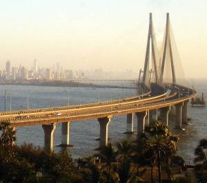 Крупнейший город Индии переименован из Бомбея в Мумбаи