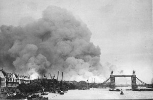 Начало немецкой бомбардировки Лондона