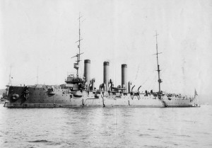 Крейсер «Паллада» был поднят японцами и переоборудован в учебный корабль «Цугару».
