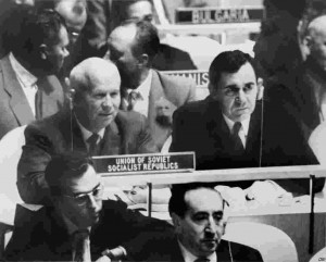 На Генеральной Ассамблее ООН Никита Хрущёв снял с ноги ботинок
