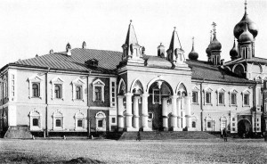 В Московском Кремле взорван Чудов монастырь