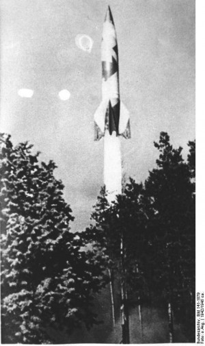 Первый успешный запуск ракеты «Фау-2»