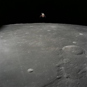 Посадка на Луну корабля «Аполлон-12»