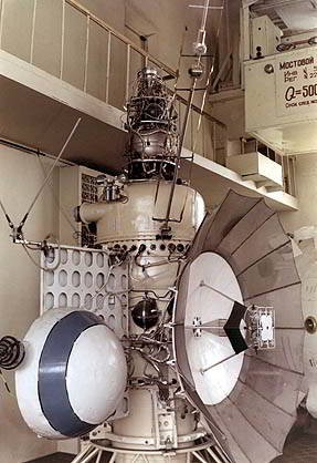 Старт советской АМС «Марс-1»