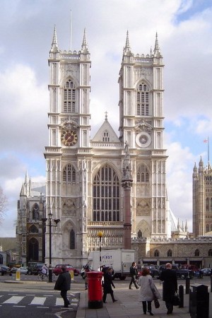 В Лондоне основано Вестминстерское аббатство